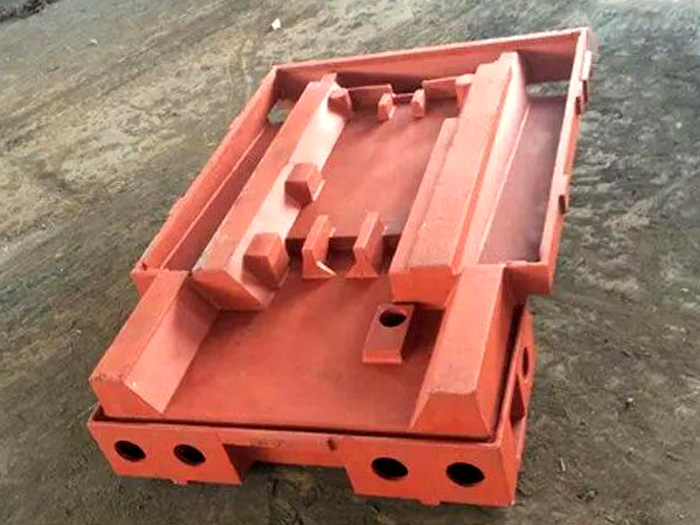 <a href='/jczj.html'>大型鑄鐵件</a>，大型鑄鋼件，機(jī)床鑄件